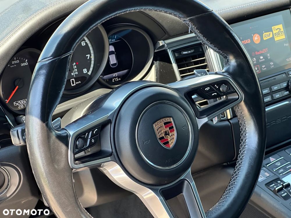 Porsche Macan Turbo - 14