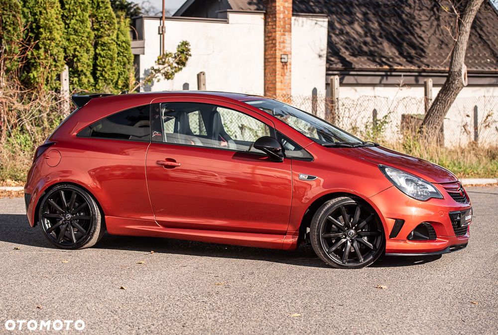 Opel Corsa 1.6 Turbo OPC Nürburgring Edition - 3