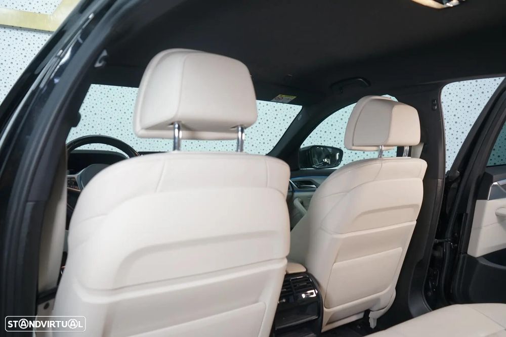 BMW 530 e Pack M - 43