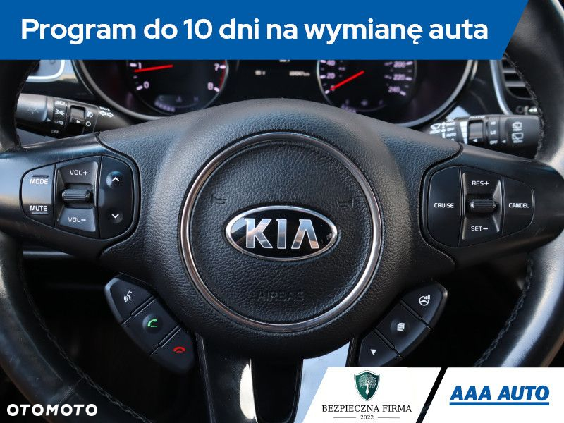 Kia Carens - 19