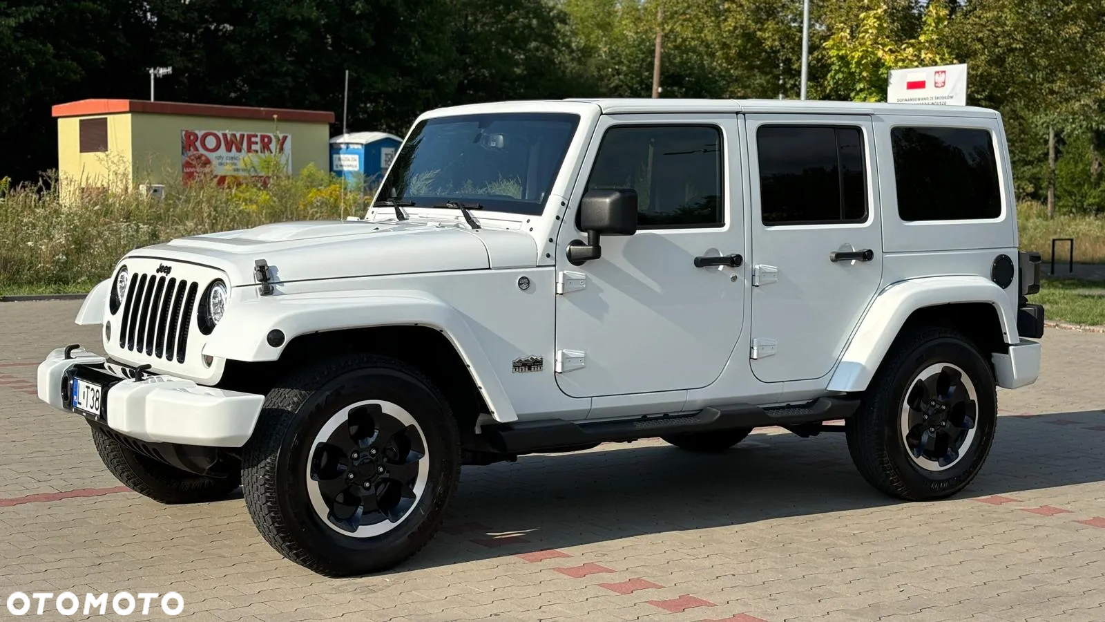 Jeep Wrangler - 10