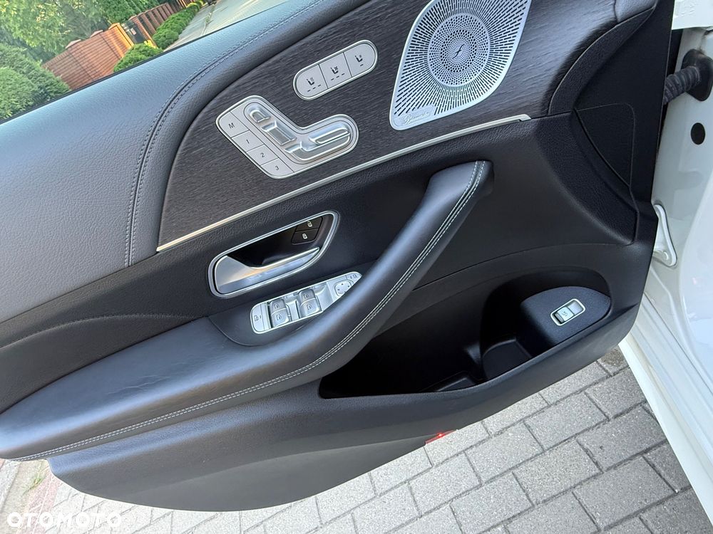 Mercedes-Benz GLS - 15