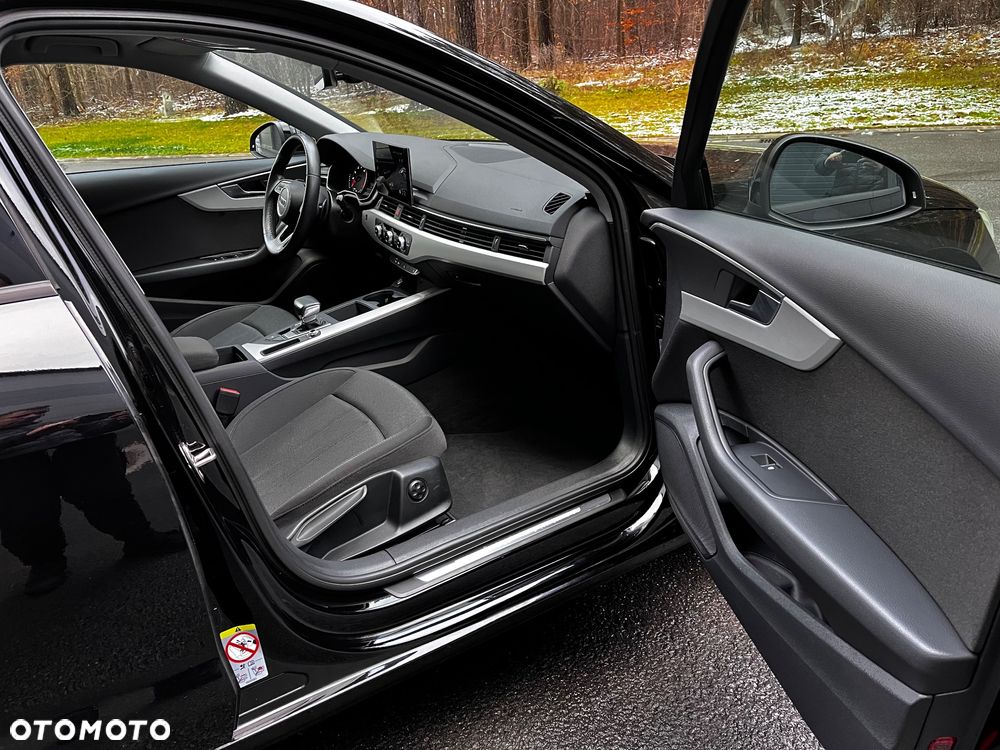 Audi A4 Avant 35 TFSI S tronic sport - 33