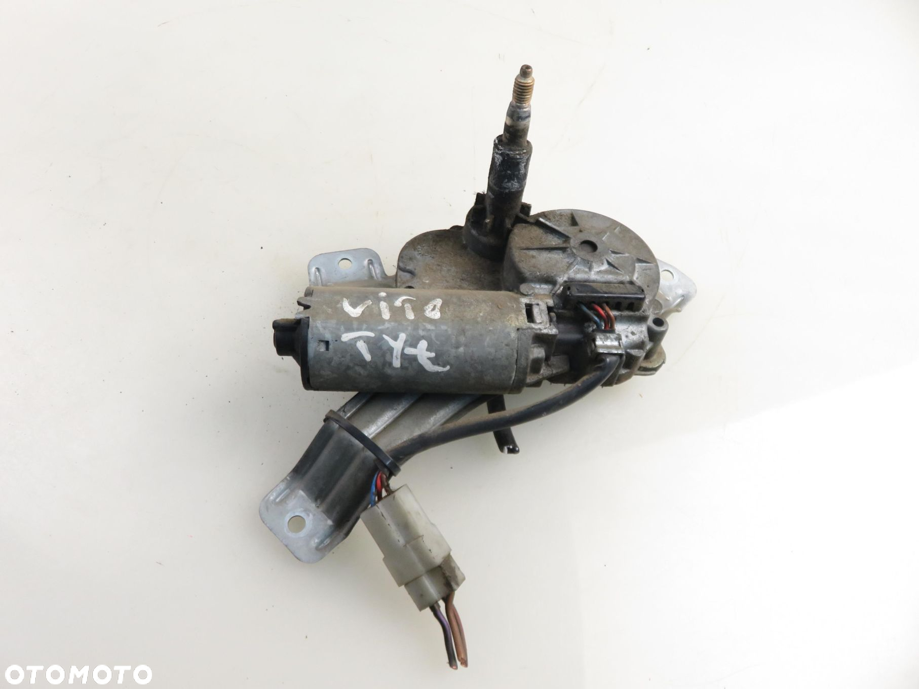 SILNICZEK WYCIERACZKI TYŁ MERCEDES-BENZ VITO (638) 6388200308 - 4