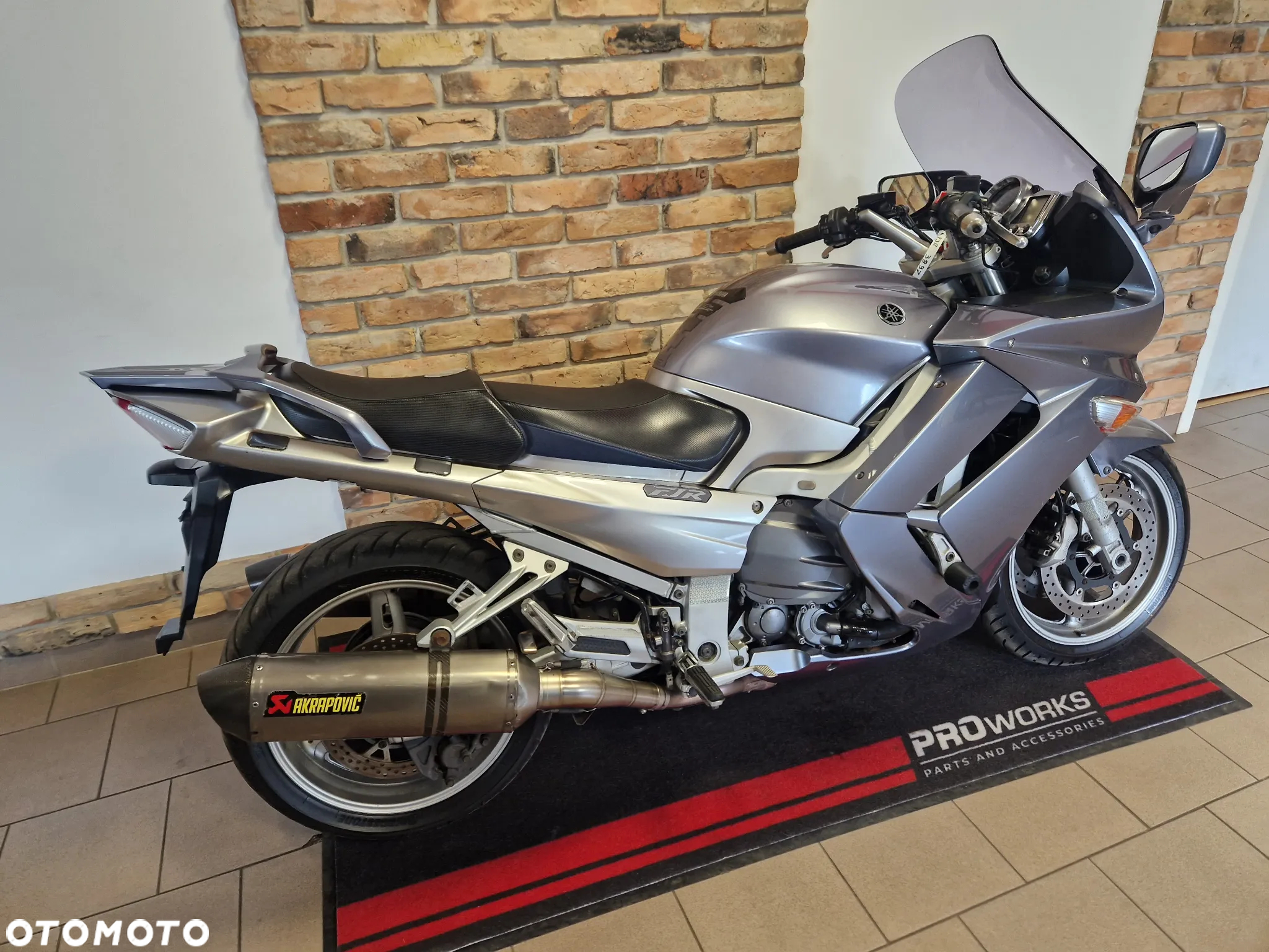 Yamaha FJR - 3