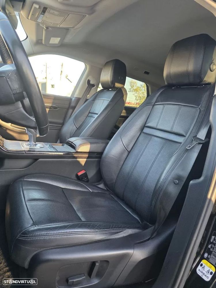 Land Rover Range Rover Evoque 1.5 P300e AWD S - 9