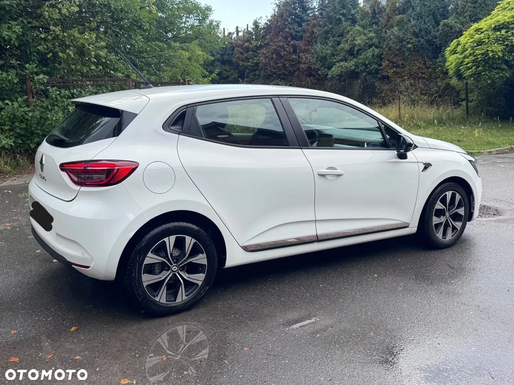 Renault Clio - 26