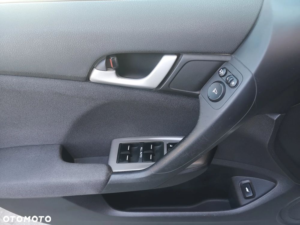 Honda Accord 2.0 Lifestyle - 21