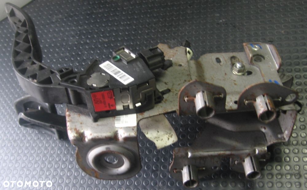 pedał gazu SCENIC VIVARO TRAFIC 180020024r - 4