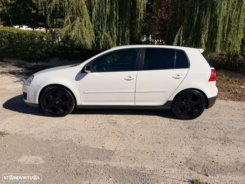 VW Golf - 8