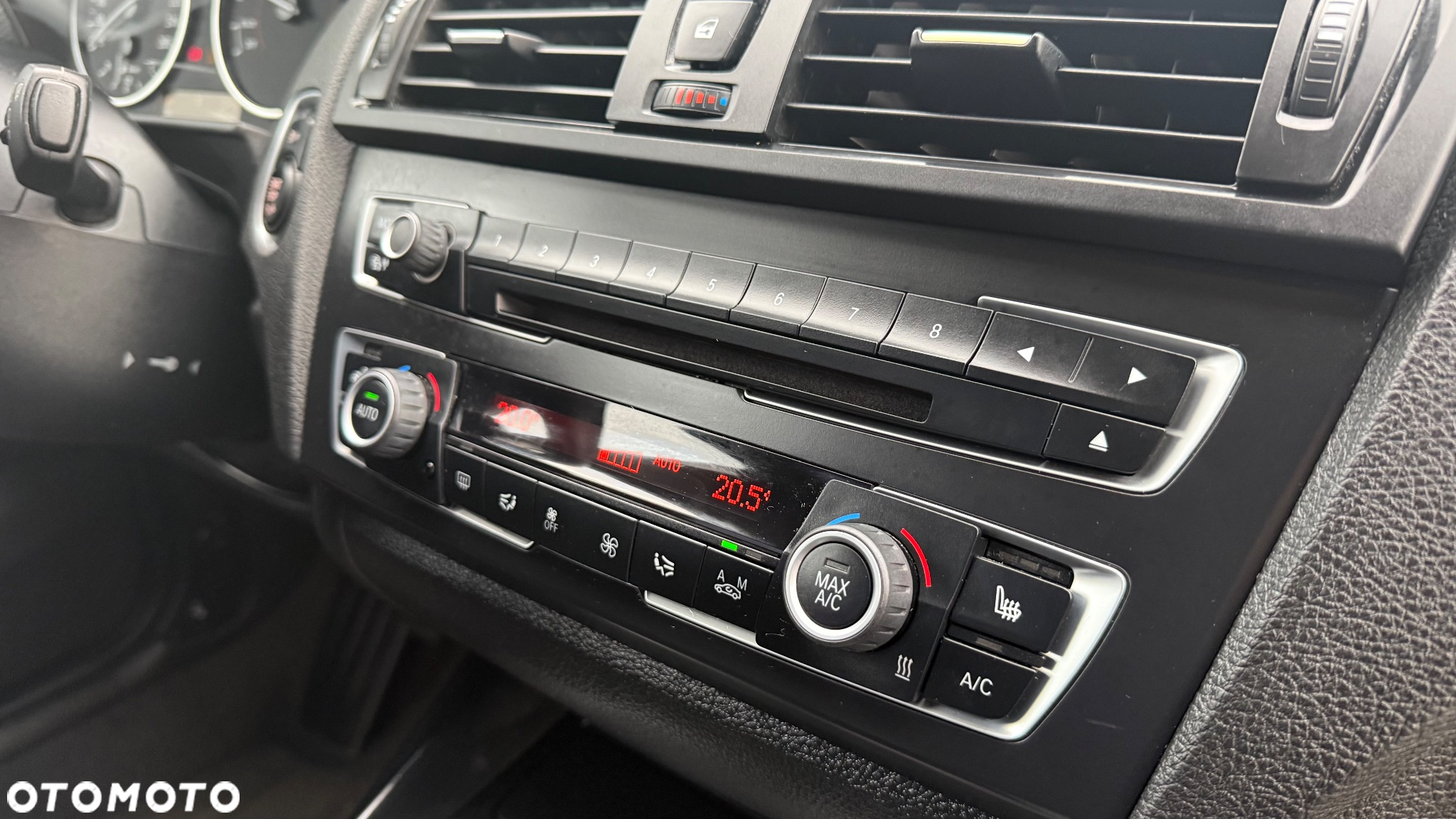 BMW Seria 1 118d xDrive - 21