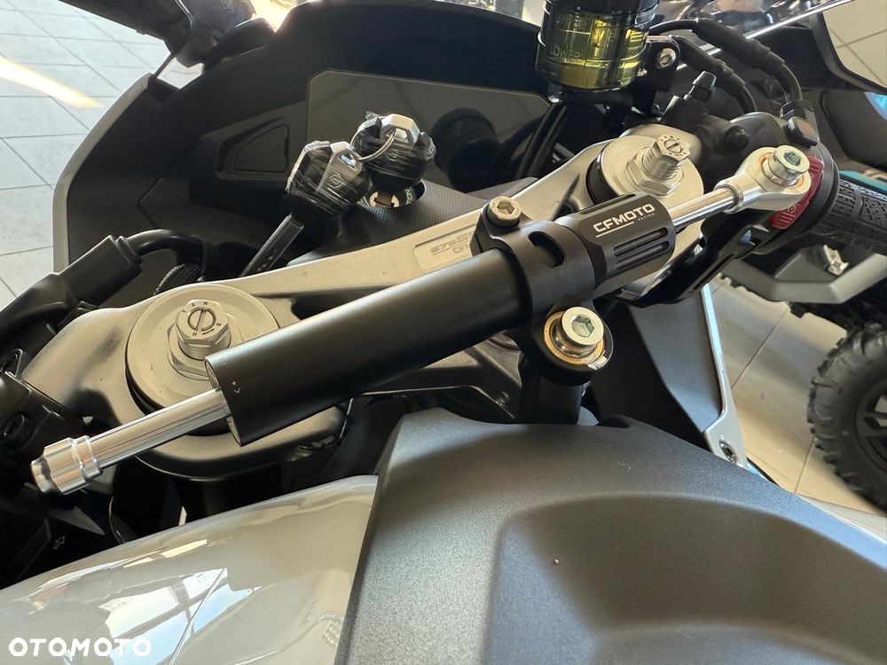 CFMoto 675SR - 20