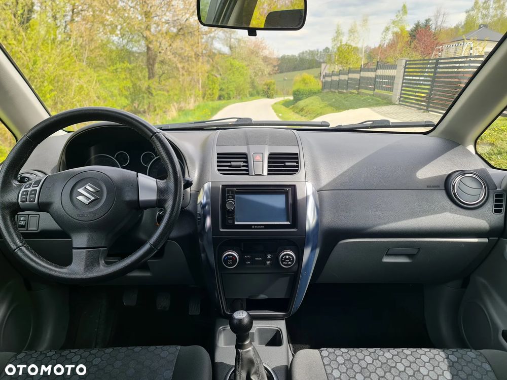 Suzuki SX4 - 14