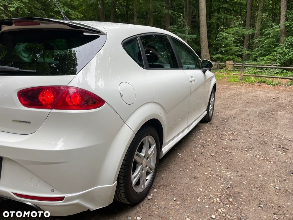 Seat Leon 1.6 TDI DPF Ecomotive Style - 9