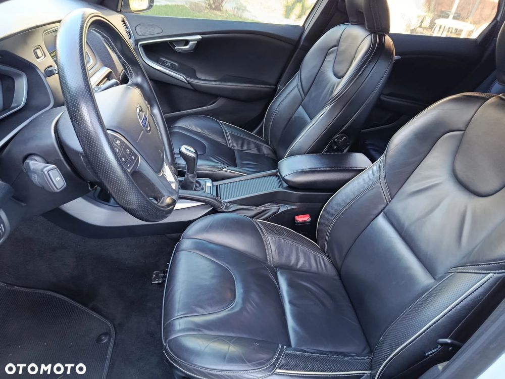 Volvo V40 D4 RDesign - 10