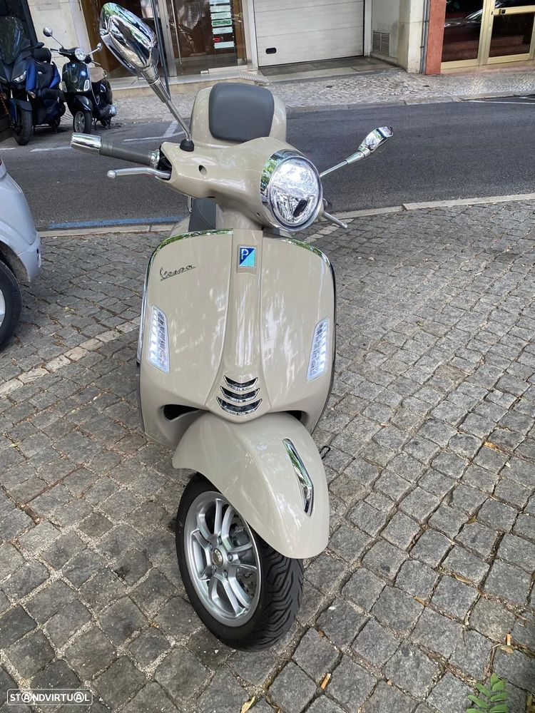 Vespa GTS Super - 2