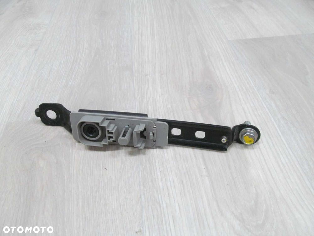 NISSAN CABSTAR MAXITY NT400 REGULACJA WYSOKOSCI PASA BEZPIECZENSTWA 07-15 - 1