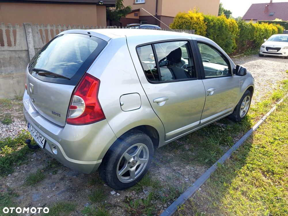 Dacia Sandero 1.6 Laureate - 13