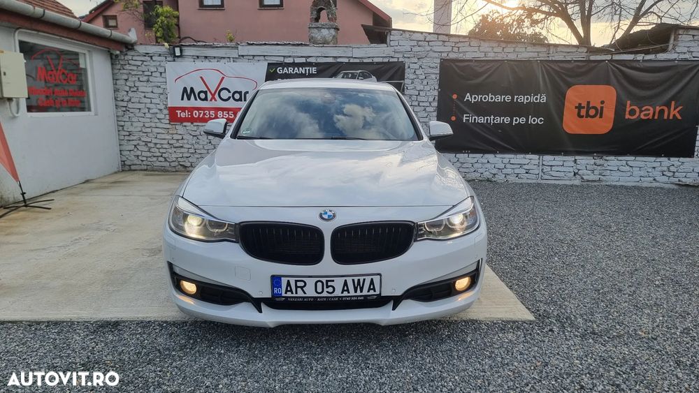 BMW Seria 3 318d - 12
