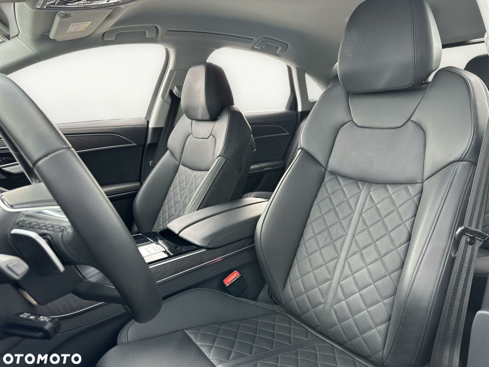 Audi A8 - 13