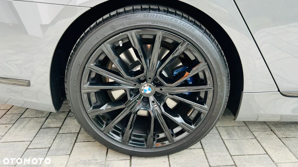 BMW Seria 7 - 7