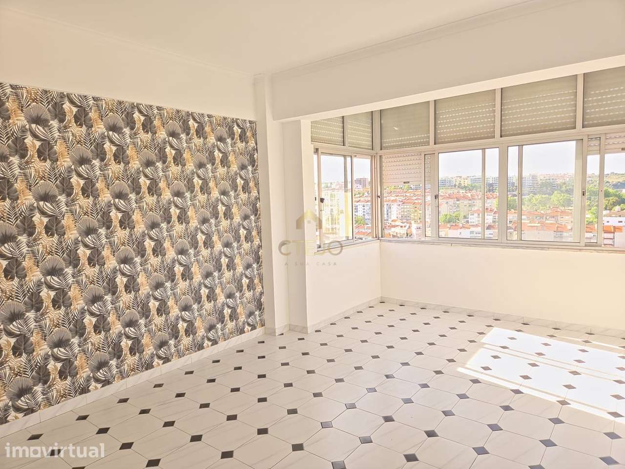 Apartamento T3 com Vista Rio em Sacavém - Grande imagem: 2/42