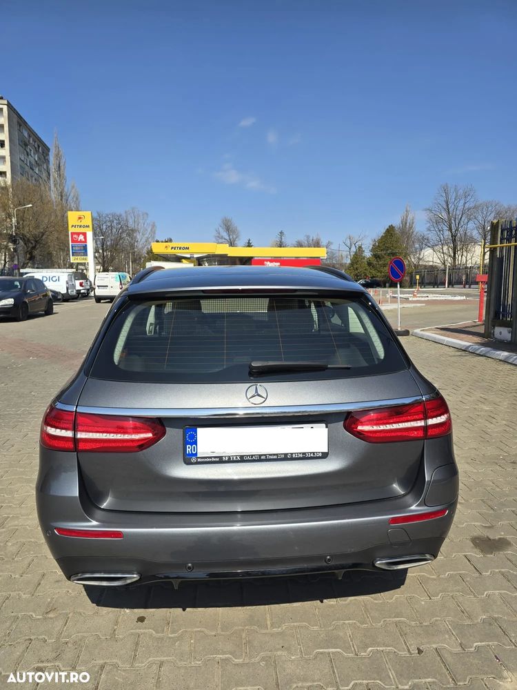 Mercedes-Benz E 300 de 9G-TRONIC Night Edition - 3