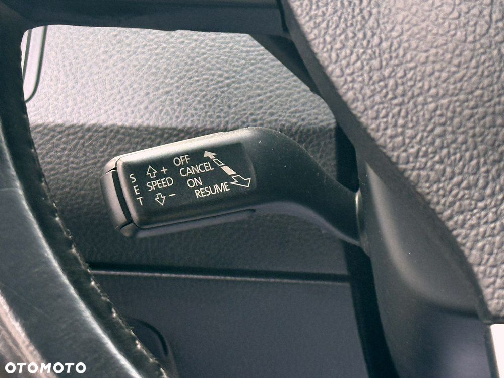 Volkswagen Passat CC - 13