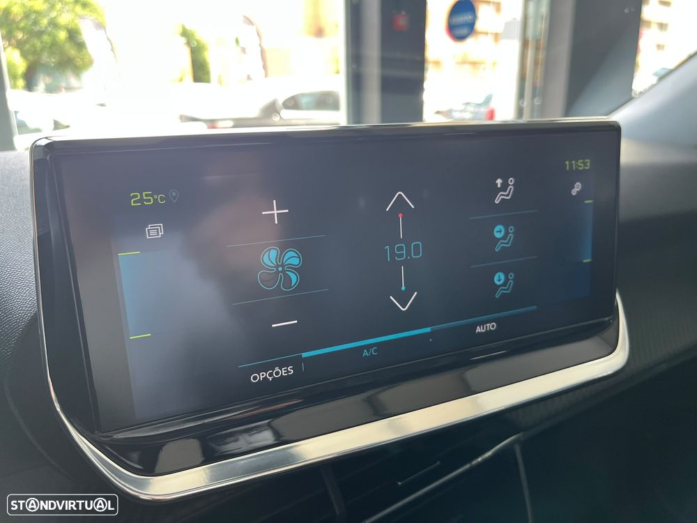 Peugeot e-2008 50 kWh Allure Pack - 28