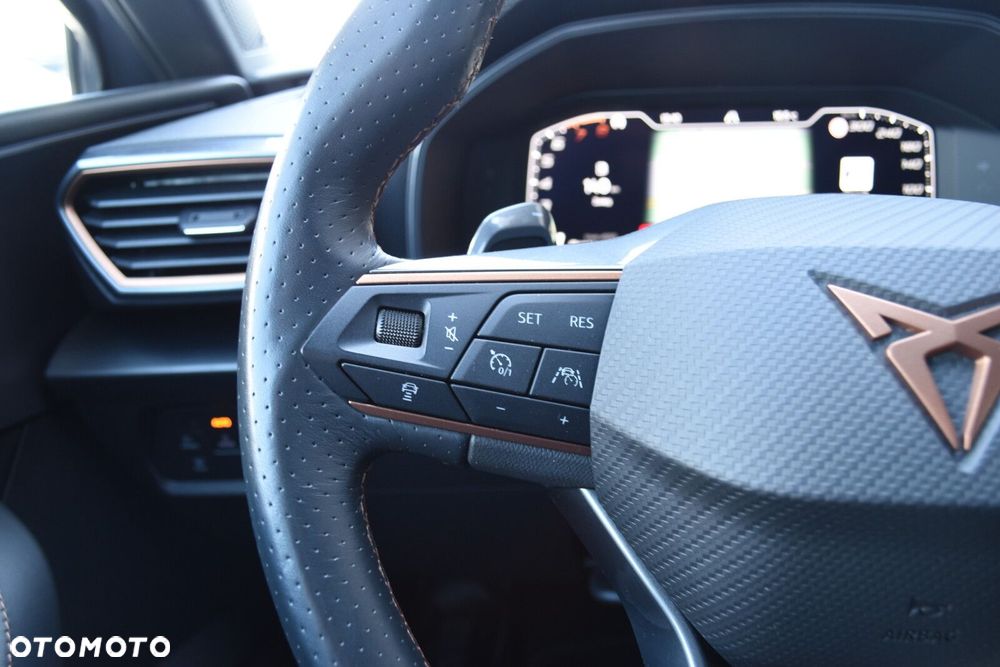 Cupra Leon 2.0 TSI DSG - 15