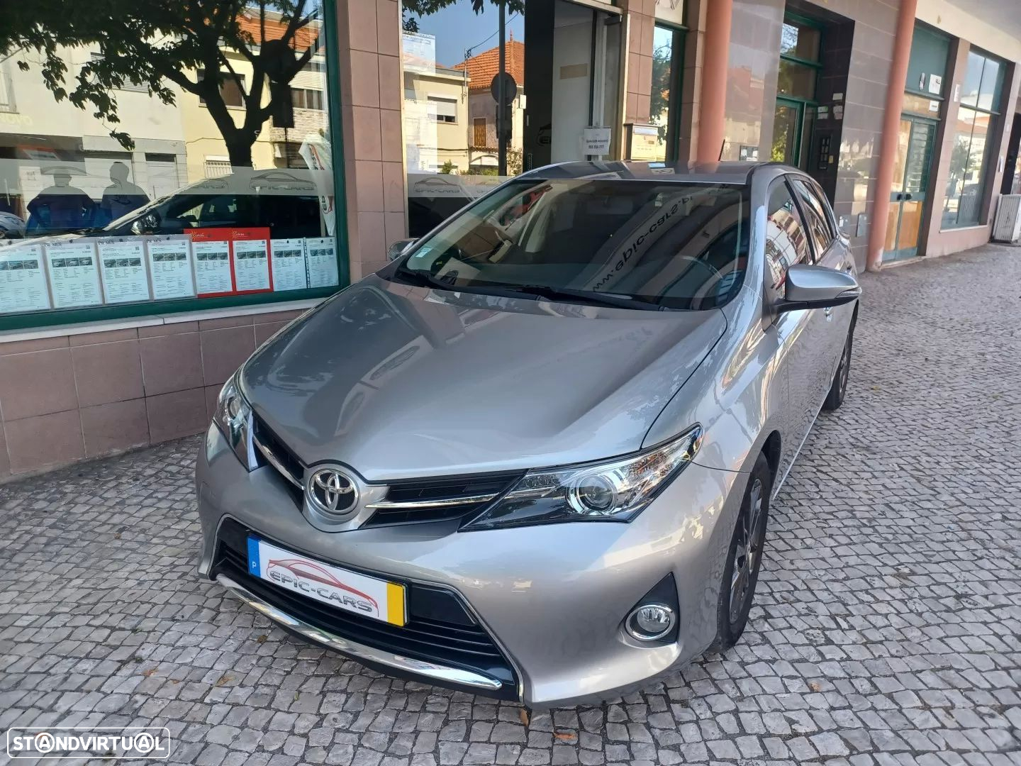 Toyota Auris 1.6 Valvematic Edition - 4