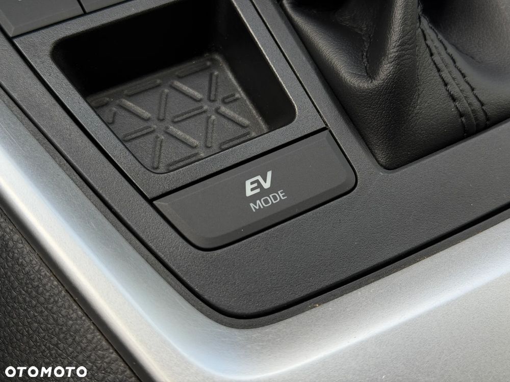 Toyota RAV4 2.5 Hybrid Comfort 4x2 - 18