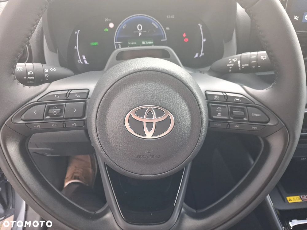Toyota Yaris - 16