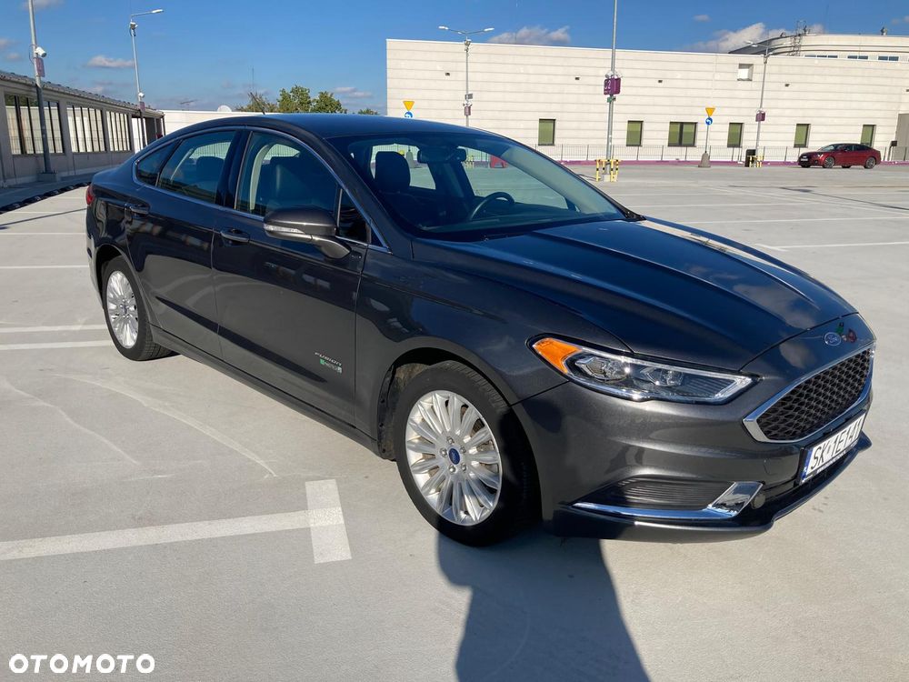 Ford Fusion - 5