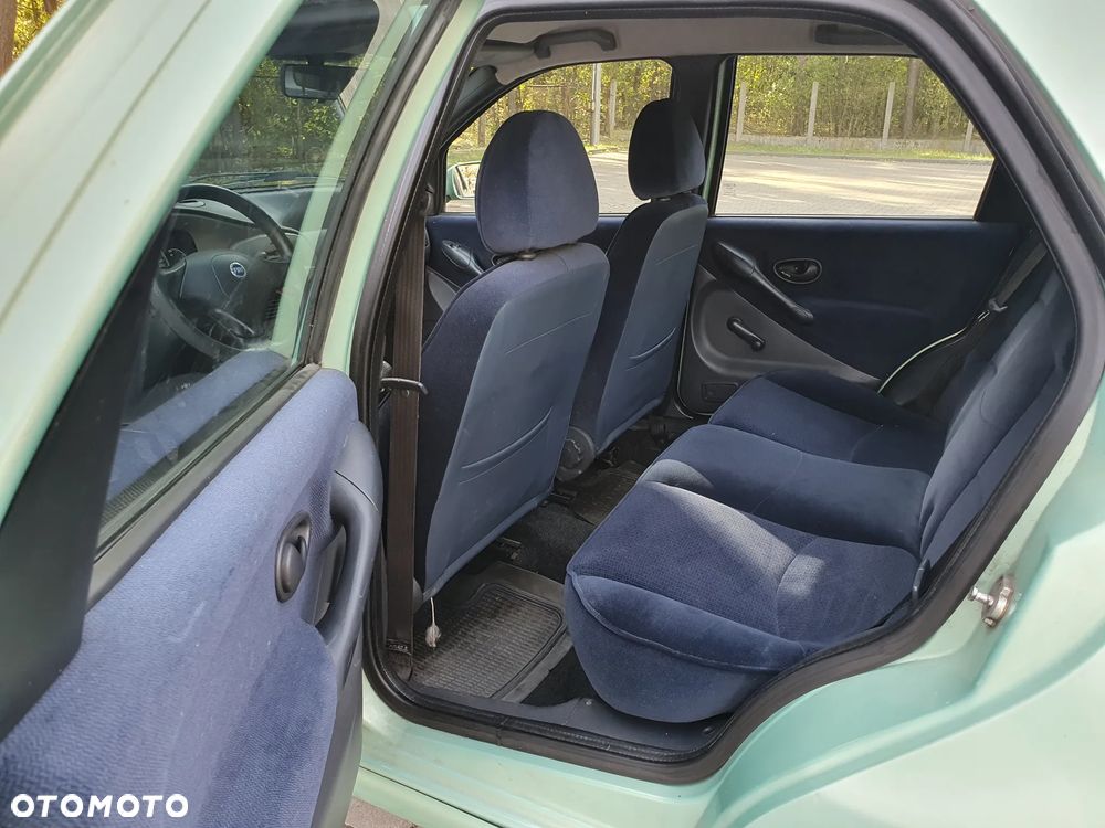 Fiat Albea 1.2 16V Platinum - 6