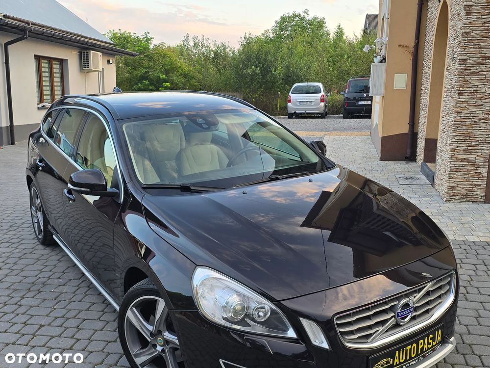 Volvo V60 D3 Summum - 9