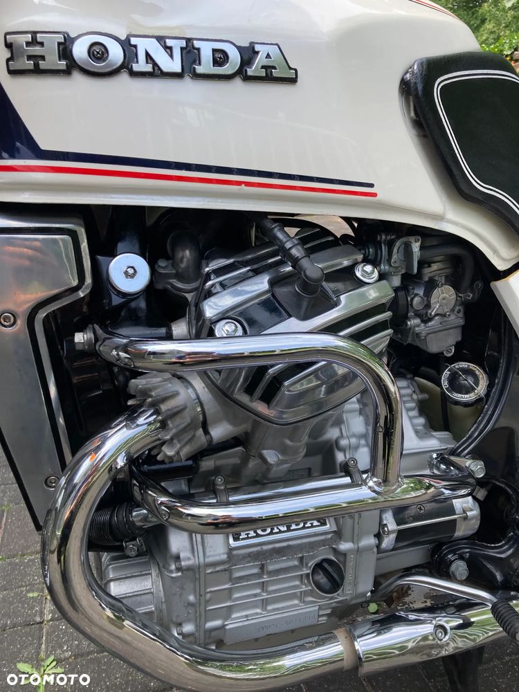 Honda CX - 10