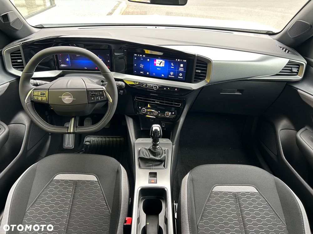 Opel Mokka 1.2 T Business Edition S&S - 11