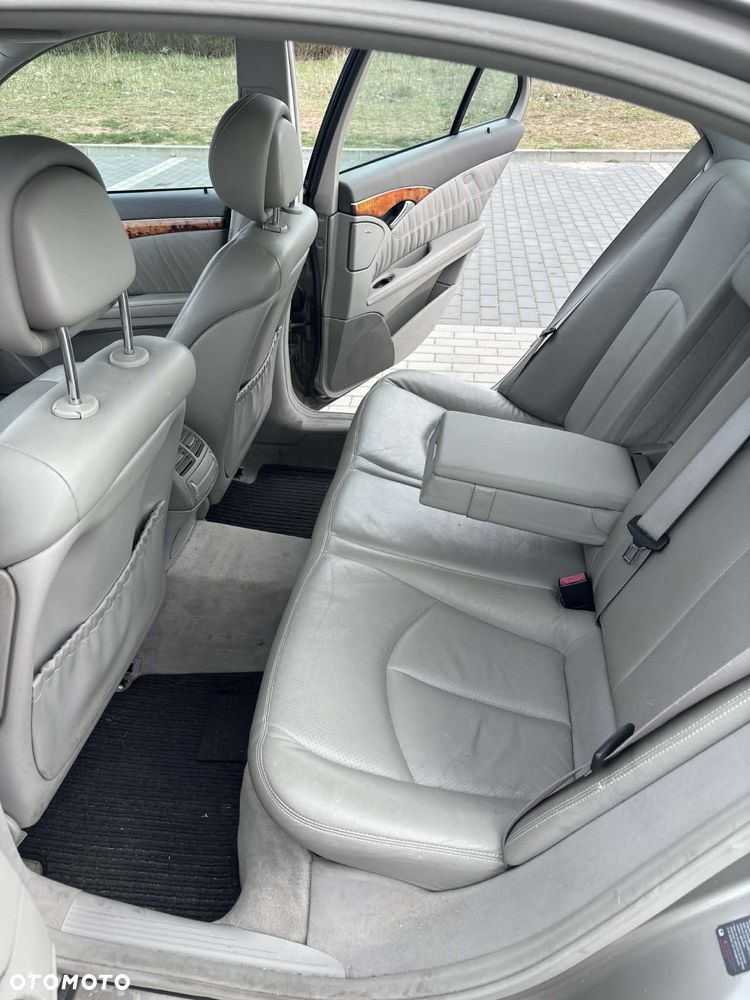 Mercedes-Benz Klasa E 200 CDI Elegance - 18