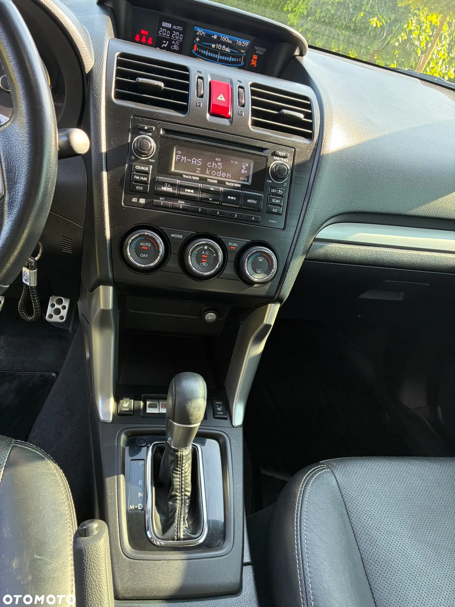 Subaru Forester 2.0XT Platinum Lineartronic - 10