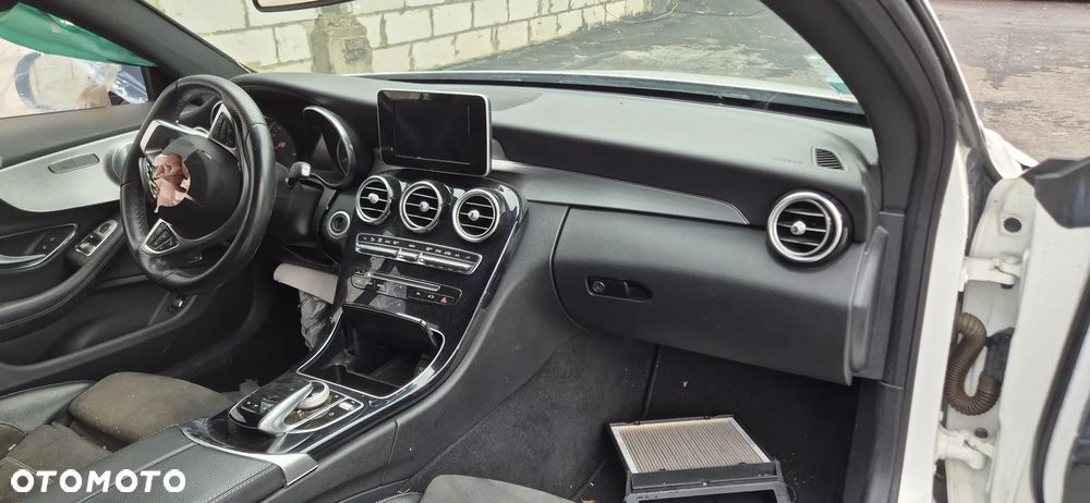 Mercedes-Benz Klasa C - 22