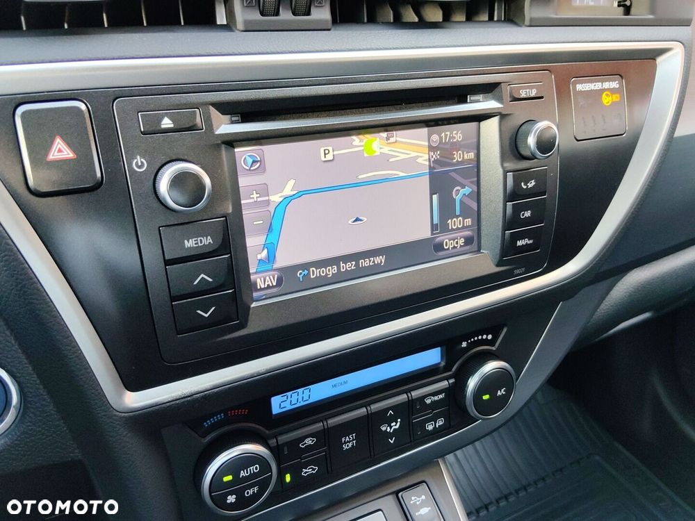 Toyota Auris Hybrid 135 Premium - 19