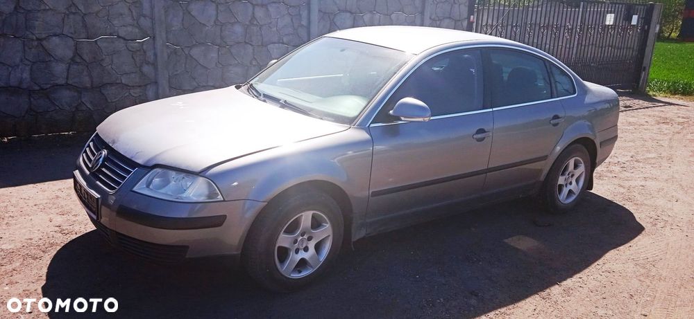 Szyba drzwi karoseryjna tylna Passat B5 Lift Sedan - 1