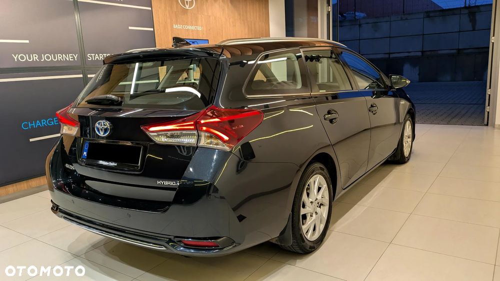 Toyota Auris Hybrid 135 Comfort - 3