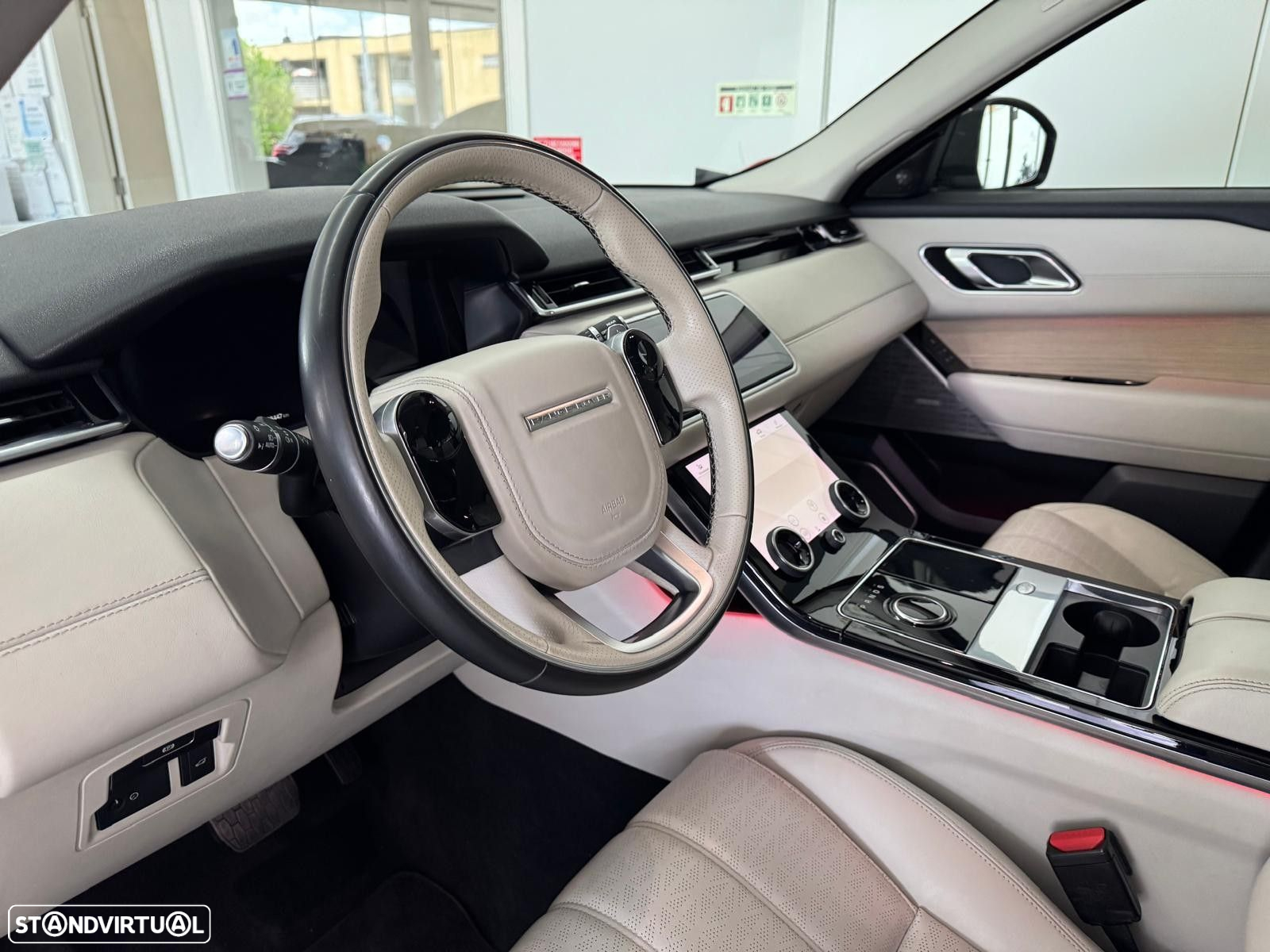 Land Rover Range Rover Velar 2.0 R-Dynamic - 20