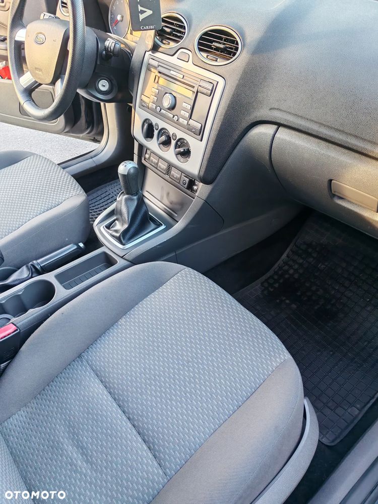Ford Focus - 8
