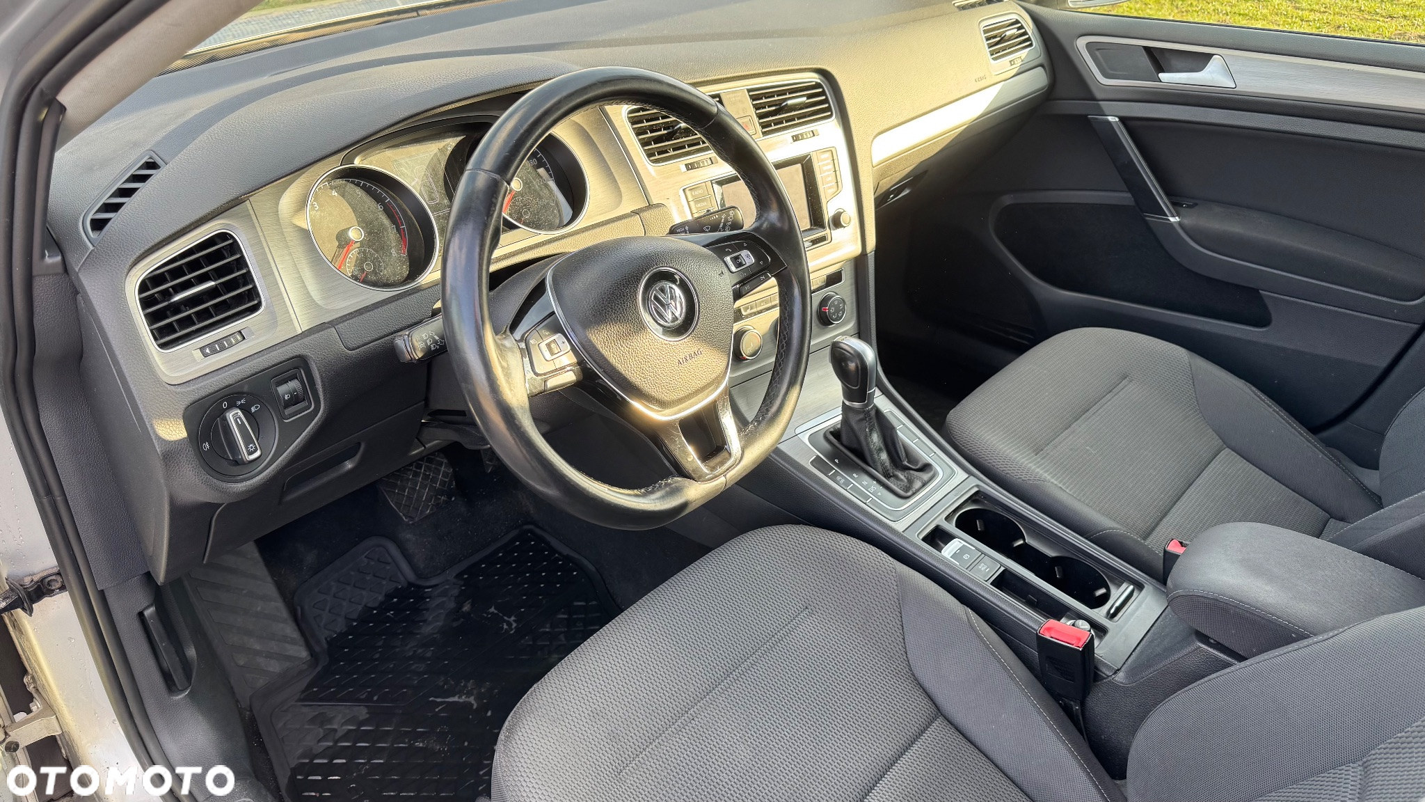 Volkswagen Golf VII 1.4 TSI BMT Highline DSG - 13