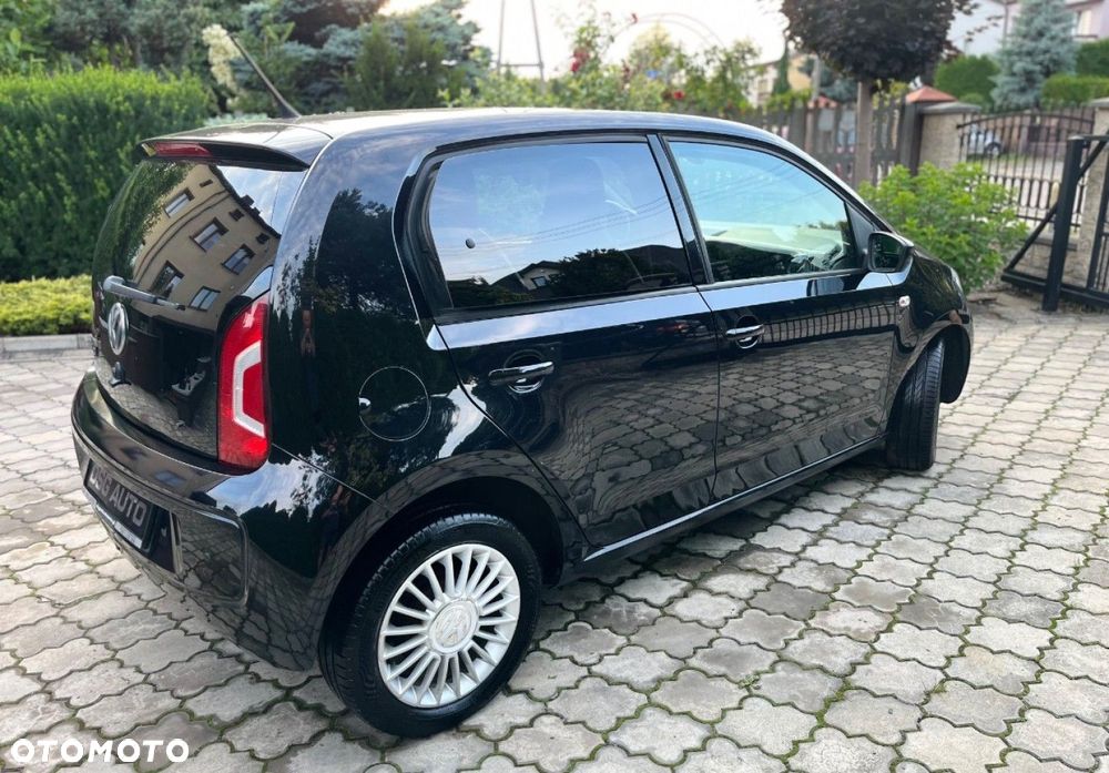 Volkswagen up! - 5