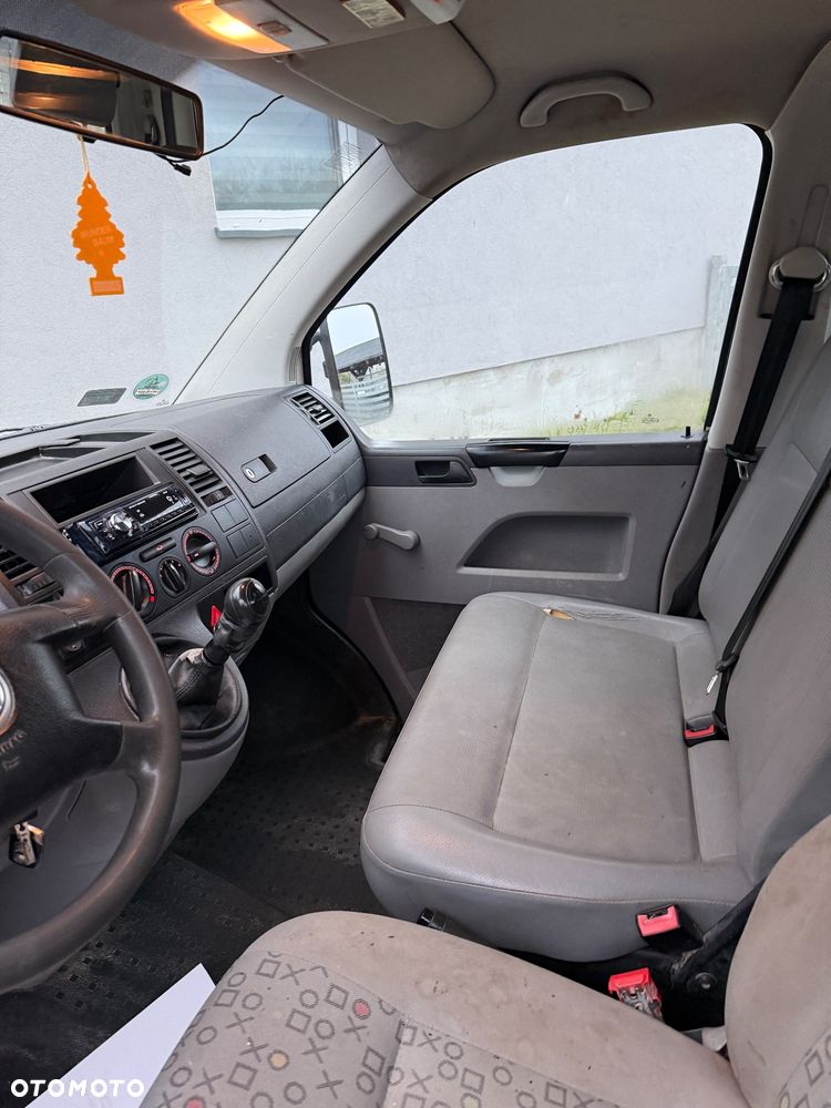 Volkswagen Transporter - 8