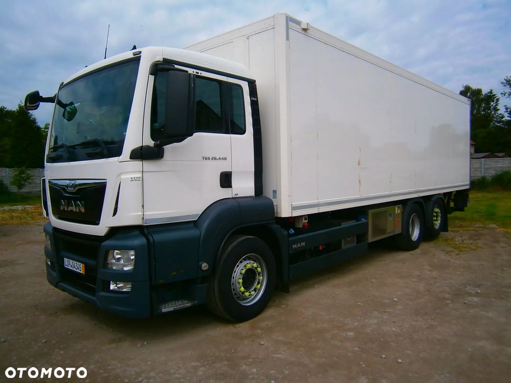 MAN TGS 26 440 CHŁODNIA DŁ 8,20 - 2